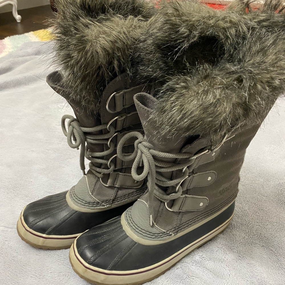 Sorel Boots, quarry/black, size 9.5